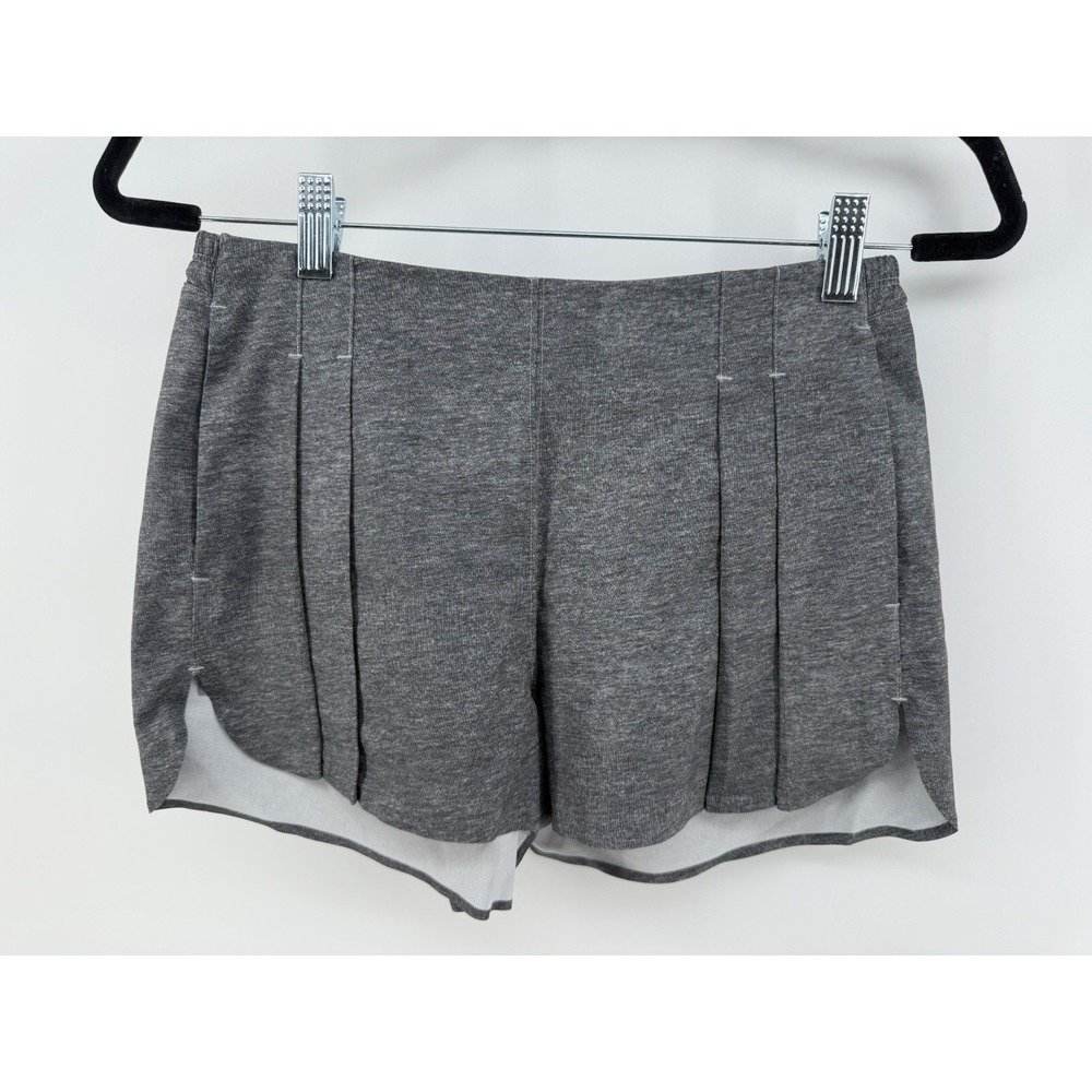 Lululemon Go Endeavor Pleated Shorts Heathered Grey‎ Workout Women's 6